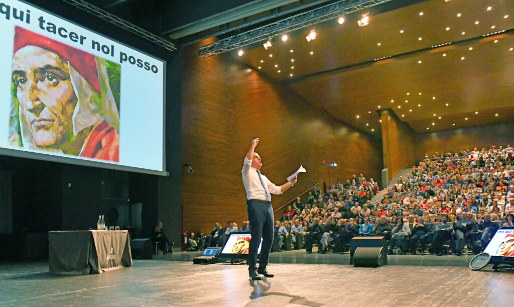 “E quindi uscimmo a rivedere le stelle”. Ritornano al Palarotari le serate sulla Divina Commedia con il professor Vivaldelli. Nuova tappa il 14 ottobre. Prenotazioni al via. VIDEO PROMO