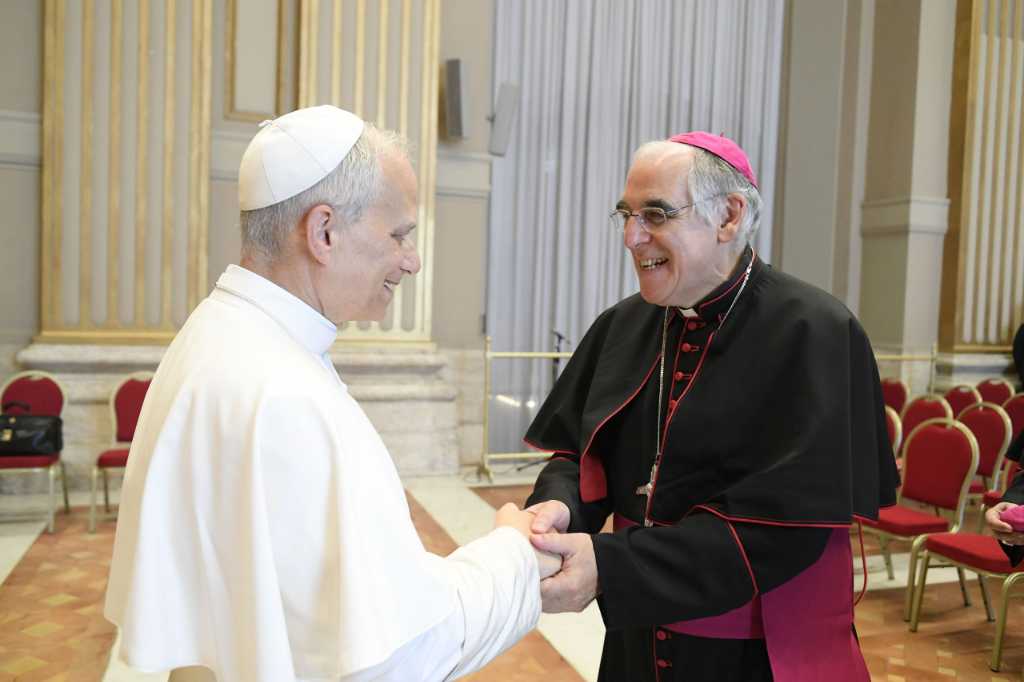 La prima udienza di Leone XIV ai vescovi italiani. Il commento di  Tisi: “Il Papa comunica grande profondità e serenità”La prima udienza di Leone XIV ai vescovi italiani: “Ogni comunità diventi una casa della pace”. Il commento di Tisi: “Il Papa comunica grande profondità e serenità”La prima udienza di Leone XIV ai vescovi italiani. Il commento di  Tisi: “Il Papa comunica grande profondità e serenità”