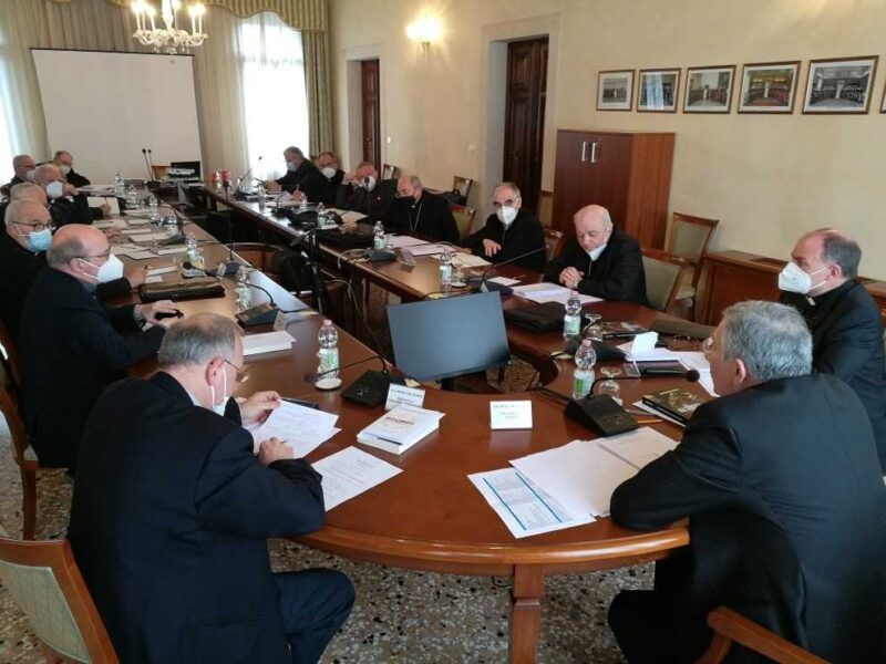 Vescovi Nordest: Chiesa, fede, adolescenti e giovani in tempo di pandemia